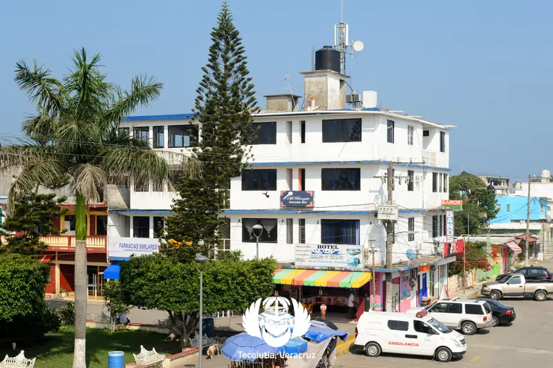 Hotel Chalos & Chalos